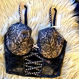 Victoria secret corset bra msrp $84.95 new with tag size M DD